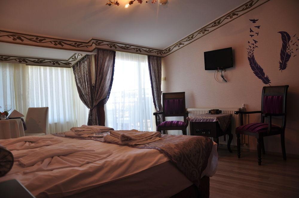 Hotel Center Hill 2*