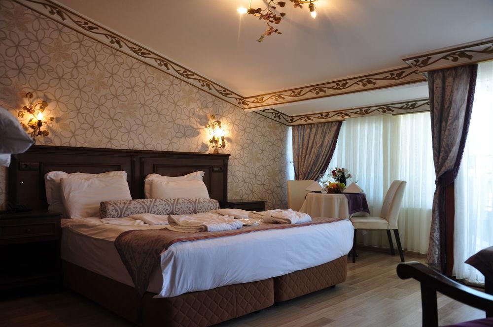 Hotel Center Hill 2*